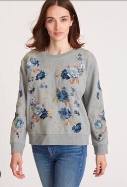 DRIFTWOOD Gray Sweater Blue Rose Floral Embroidered Sweatshirt S Long Sleeve